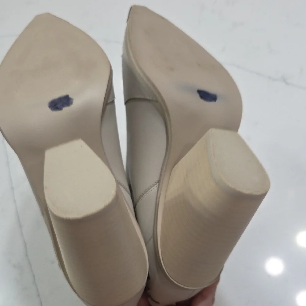 Steve Madden chic cream